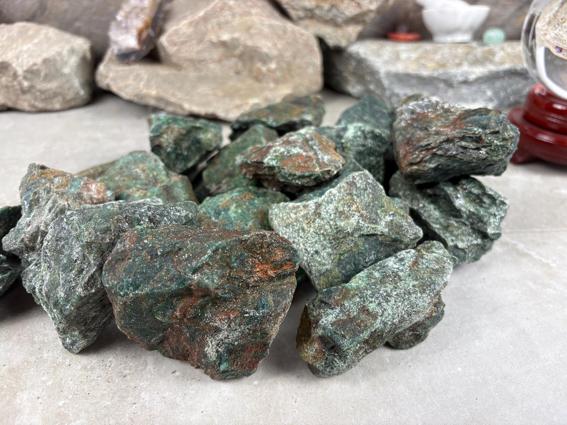 Raw Zimbabwe Makuwa Soapstone Anxiety Relief Meditation Gift Home Decor Worry Pocket Stress Anxiety Palm African Jade Arts Crafts