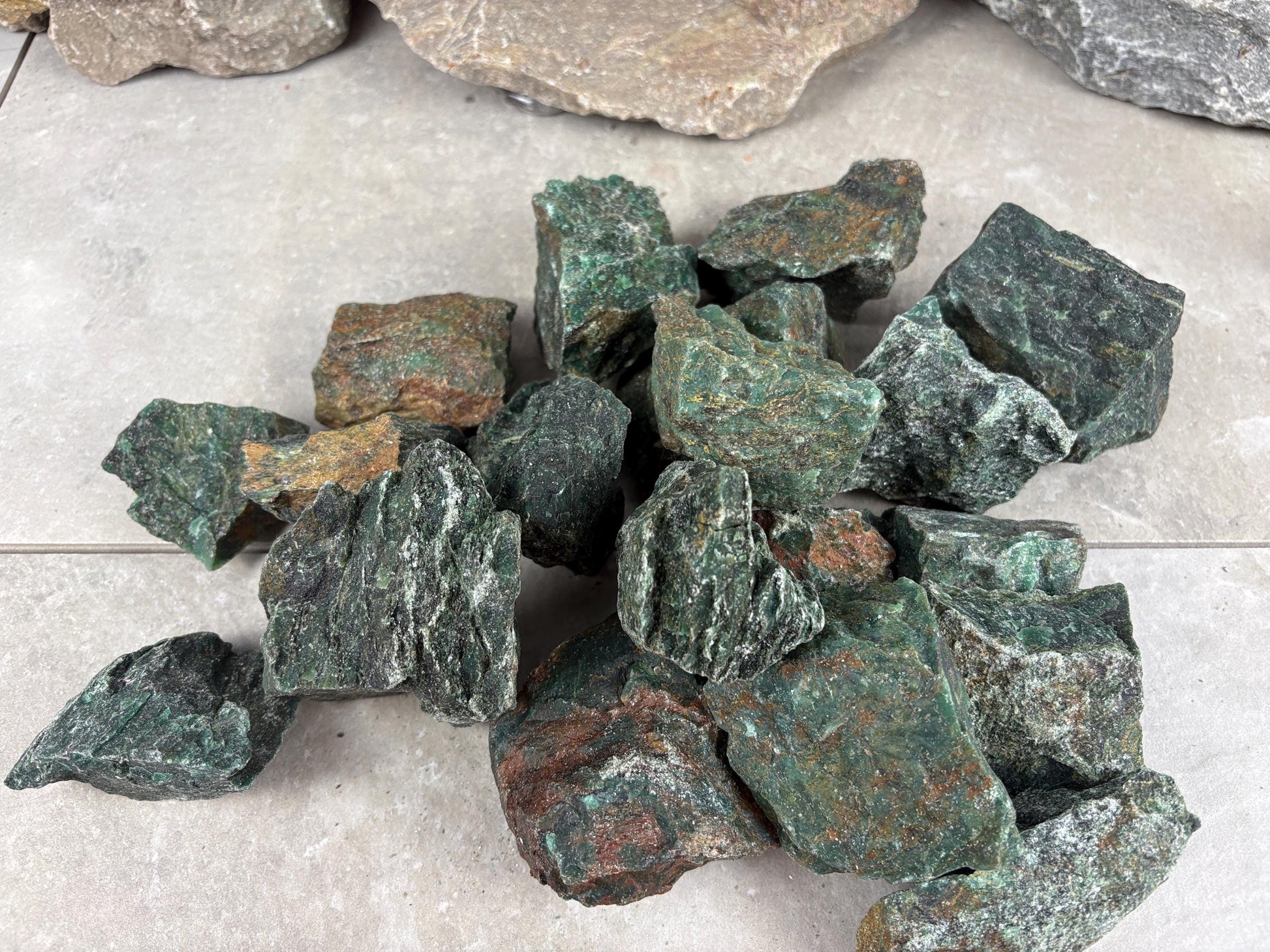 Raw Zimbabwe Makuwa Soapstone Anxiety Relief Meditation Gift Home Decor Worry Pocket Stress Anxiety Palm African Jade Arts Crafts