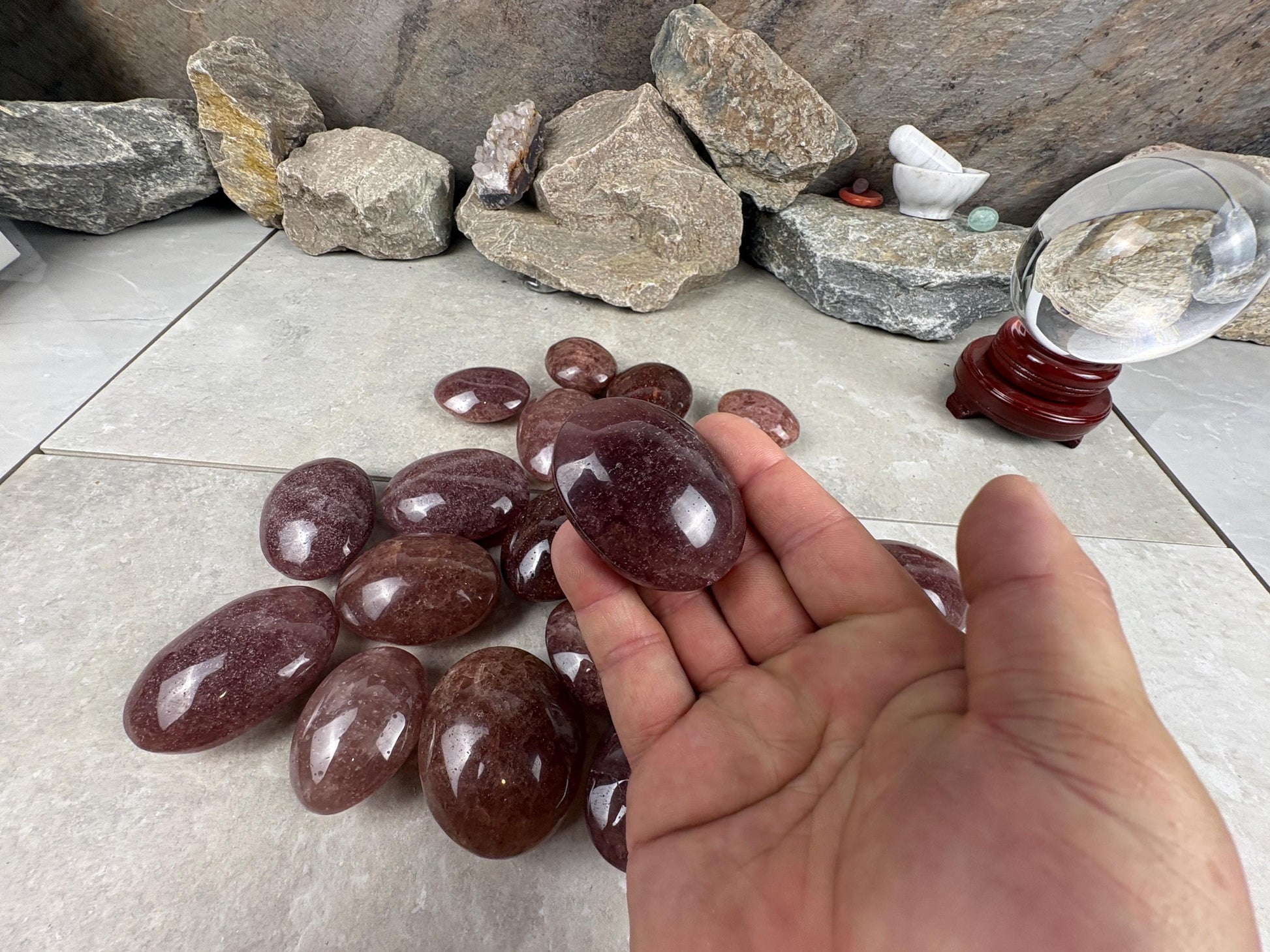 Arkansas Strawberry Quartz Palm Carving Polished Healing Stones Home Decor Arts Crafts Pocket Anxiety Stress Distraction Gift