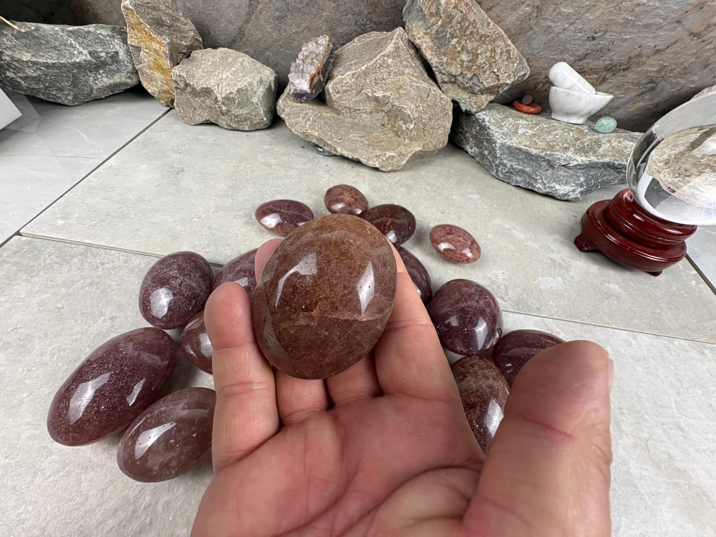 Arkansas Strawberry Quartz Palm Carving Polished Healing Stones Home Decor Arts Crafts Pocket Anxiety Stress Distraction Gift