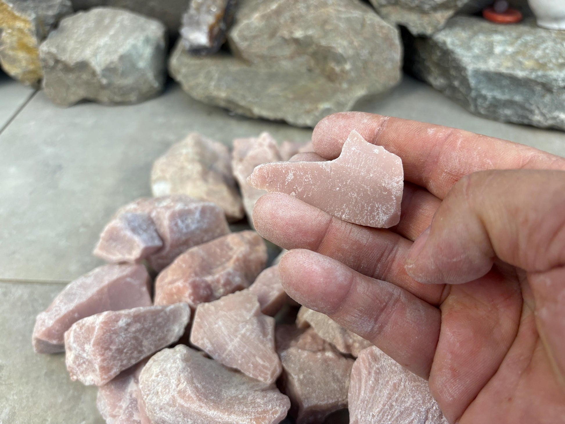 Raw Andean Pink Opal Crystal Free Form Stone for Anxiety Relief Home Decor Worry Pocket Stress Anxiety Palm Stone Arts and Crafts