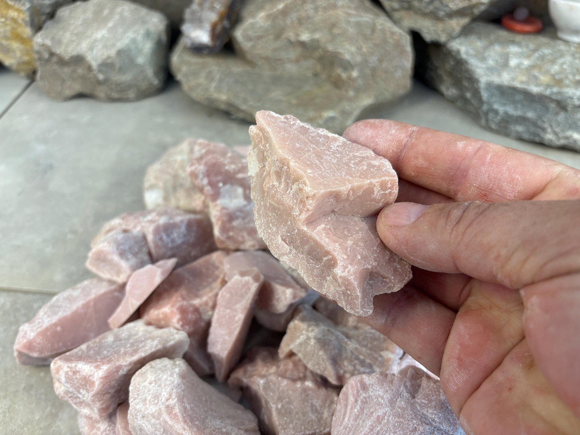 Raw Andean Pink Opal Crystal Free Form Stone for Anxiety Relief Home Decor Worry Pocket Stress Anxiety Palm Stone Arts and Crafts