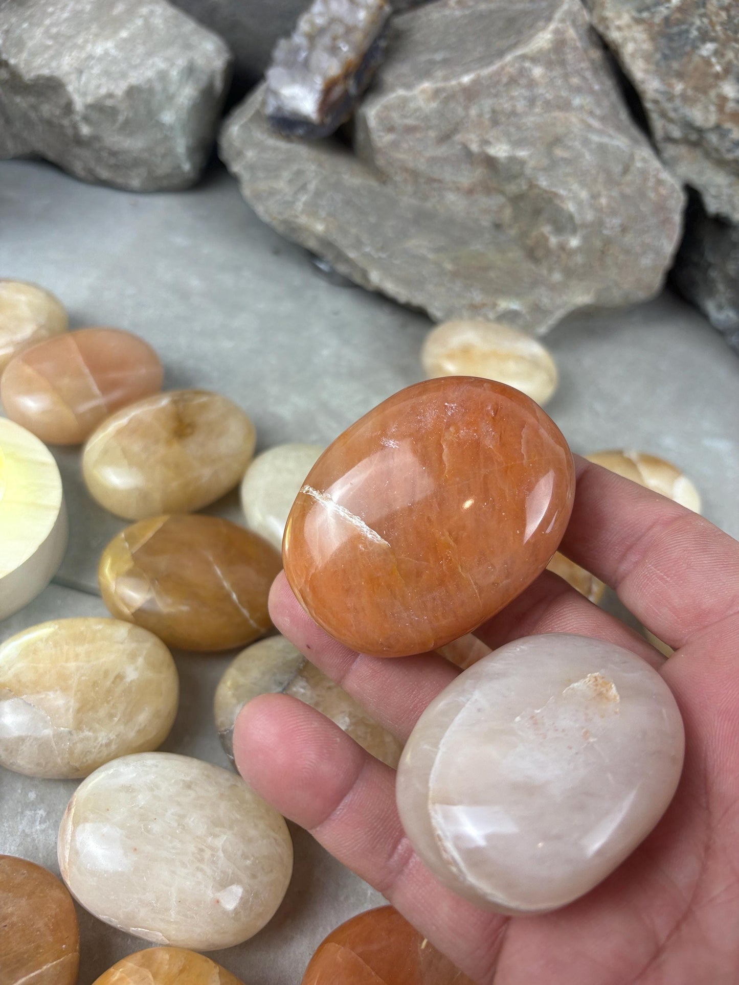 Rajasthan Indian Citrine Crystal Polished Carved Crystal for Meditation Home Decor Calming Pocket Anxiety Decorative Talisman Gift Birthday