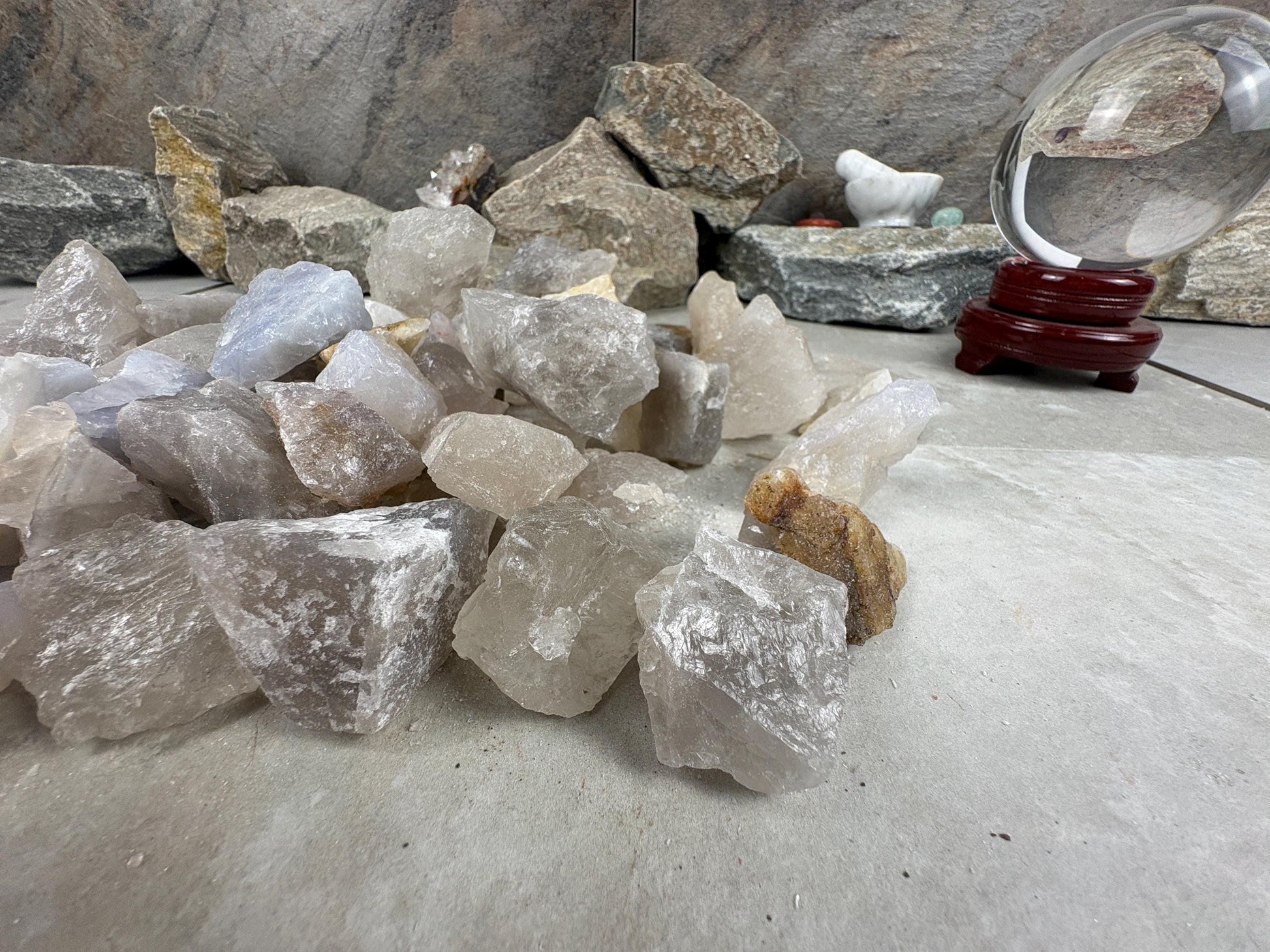 Raw Blue Quartz Crystals Natural Crystal Worry Stone Home Decor Anxiety Pocket Distraction Meditation Gift Birthday Christmas