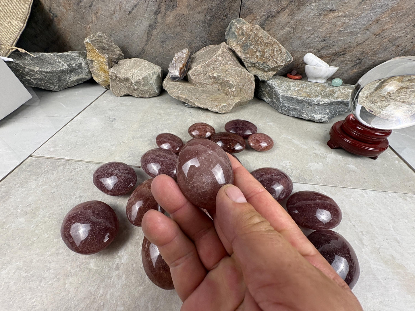 Arkansas Strawberry Quartz Palm Carving Polished Healing Stones Home Decor Arts Crafts Pocket Anxiety Stress Distraction Gift