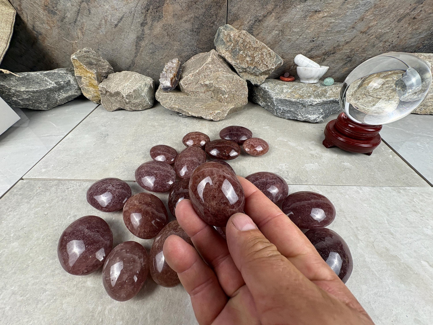 Arkansas Strawberry Quartz Palm Carving Polished Healing Stones Home Decor Arts Crafts Pocket Anxiety Stress Distraction Gift