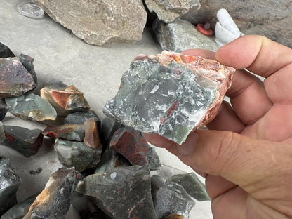 Rajasthan Raw Indian Blood Stone Rough Crystal Carved Stone for Anxiety Relief Arts and Crafts Meditation Birthday Gift