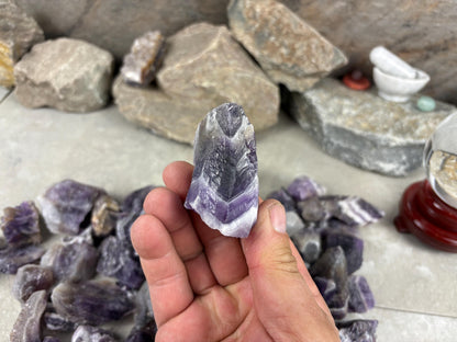 Madhya Pradesh Raw Saputra Chevron Amethyst High Frequency Home Decor Craft Supplies Energy Healing Stone Crystal Gift Birthday Anxiety