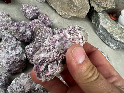 Raw Rare Manitoba Canada Lepidolite Specimen Arts Crafts Mineral Crystal Home Decor Birthday Gift Collectible Stone Pocket Worry Energy