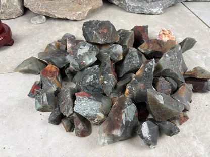 Rajasthan Raw Indian Blood Stone Rough Crystal Carved Stone for Anxiety Relief Arts and Crafts Meditation Birthday Gift