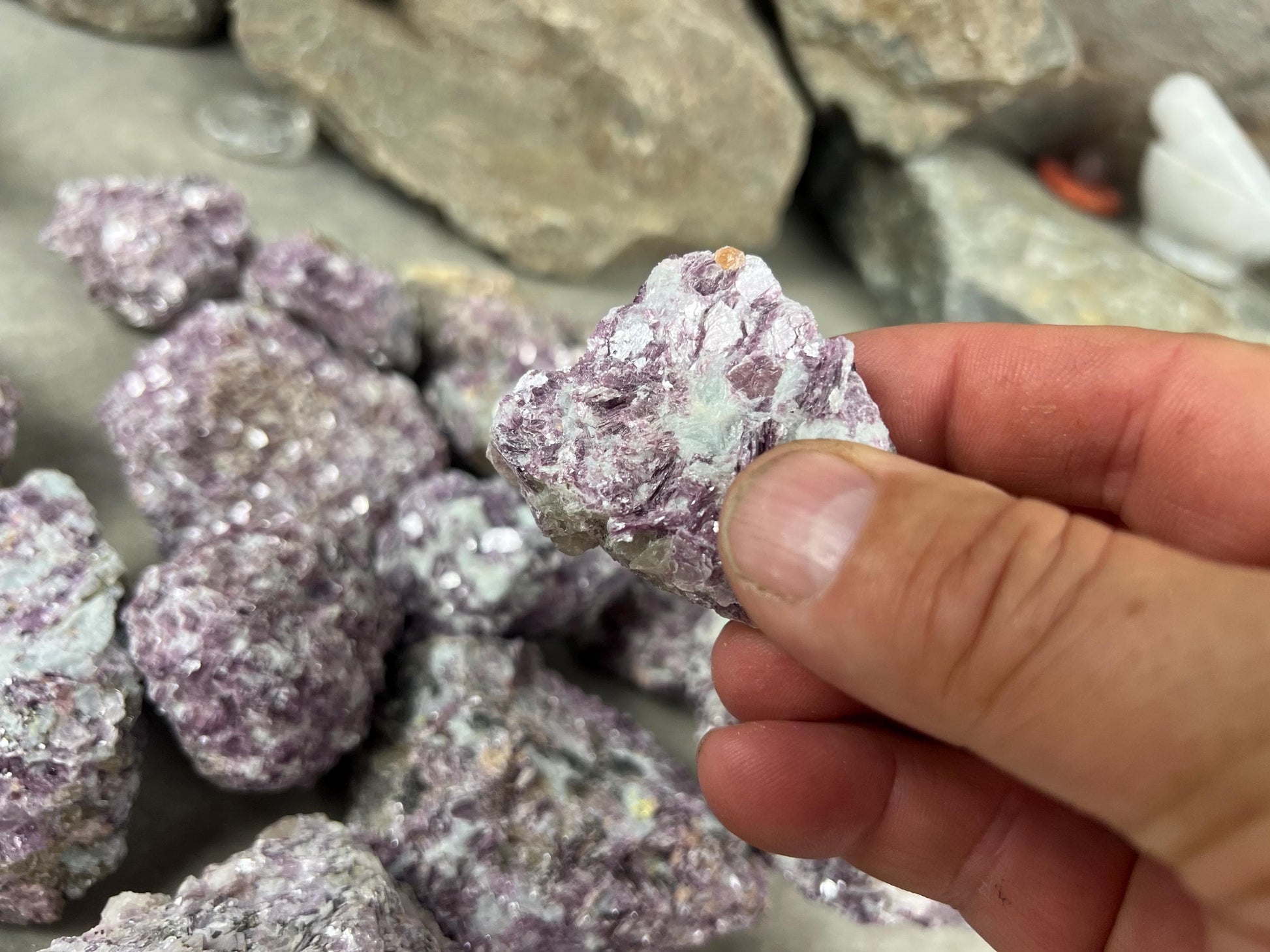 Raw Rare Manitoba Canada Lepidolite Specimen Arts Crafts Mineral Crystal Home Decor Birthday Gift Collectible Stone Pocket Worry Energy