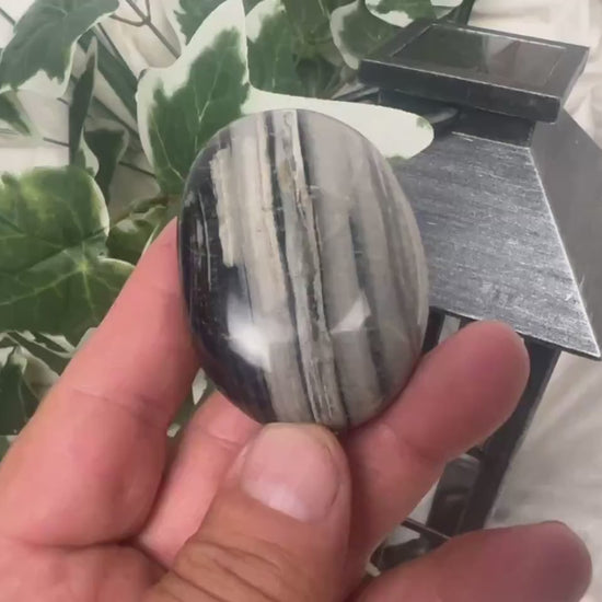 English Banded Agate Palm Stone: Carved Crystal Worry Stone