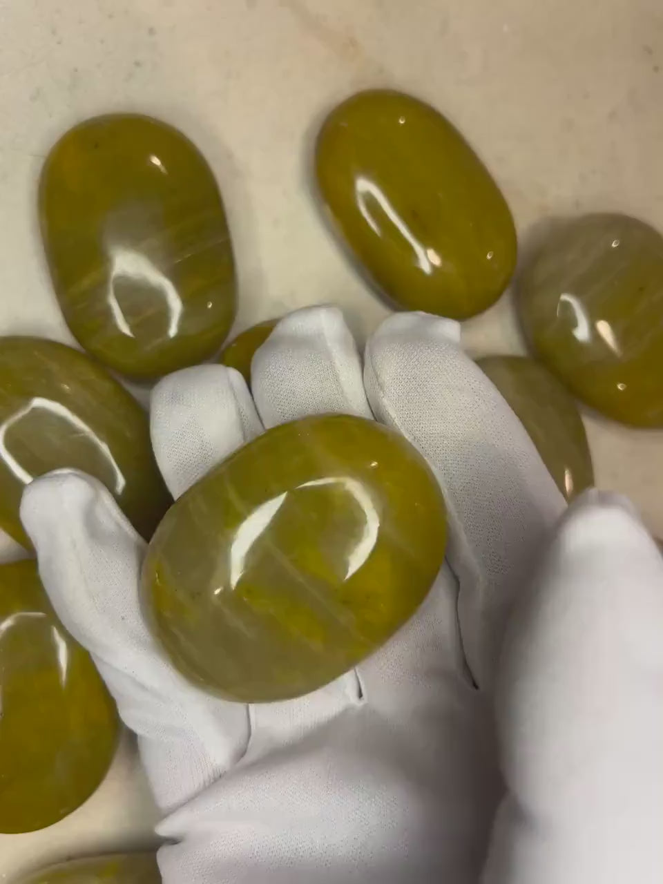 Indian Yellow Aventurine Palm Stone: Polished Worry Stone
