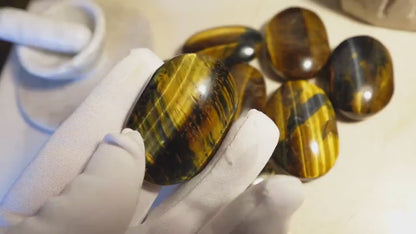 Blue Tiger Eye Palm Stone: Polished Worry Stone, Anxiety Relief Home Decor Worry Pocket Stress Anxiety Palm Stone