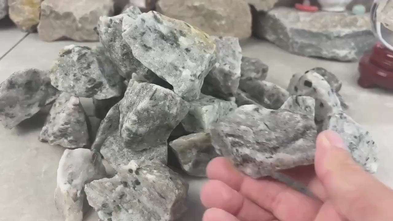 Raw Kunar Afghan Green Tourmaline Crystals Natural Crystal Worry Stone Home Decor Anxiety Distraction Birthday Christmas Arts Craft