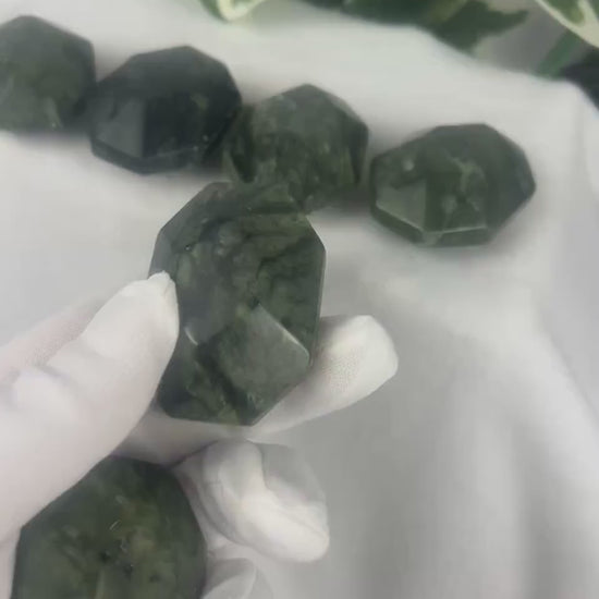 Xiuyan Nephrite Jade Palm Stone: Faceted Chinese Green Worry Stone Home Decor Worry Pocket Stress Anxiety Palm Stone