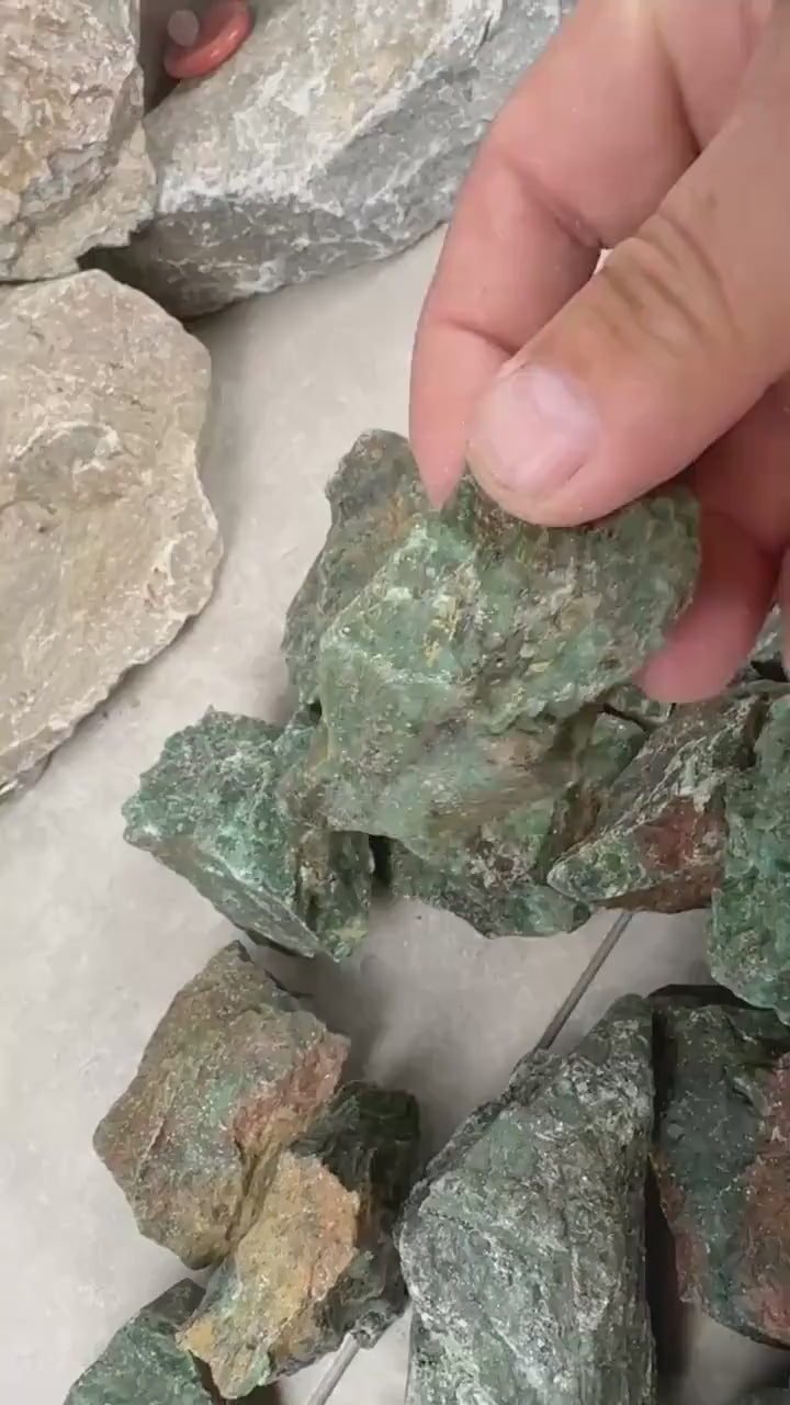 Raw Zimbabwe Makuwa Soapstone Anxiety Relief Meditation Gift Home Decor Worry Pocket Stress Anxiety Palm African Jade Arts Crafts