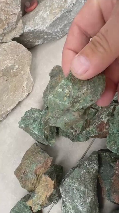 Raw Zimbabwe Makuwa Soapstone Anxiety Relief Meditation Gift Home Decor Worry Pocket Stress Anxiety Palm African Jade Arts Crafts
