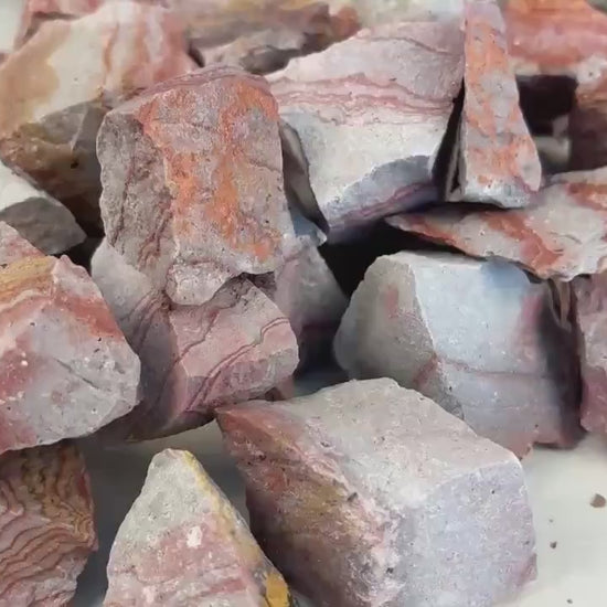 Raw Pyrophyllite Natural Raw Home Decor Arts Crafts Carved Crystal Holiday Home Decor Birthday Worry Anxiety Pocket Stone