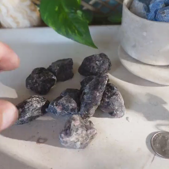 Raw Garnet Stone: Natural Untreated Crystals for Arts, Crafts & Decor