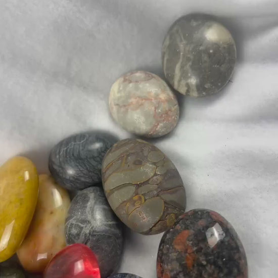 You Pick You Choose Palm Stone Polished Crystals Untreated Anxiety Home Decor Wholesale minerals School Christmas Xmas Home Decor Confetti
