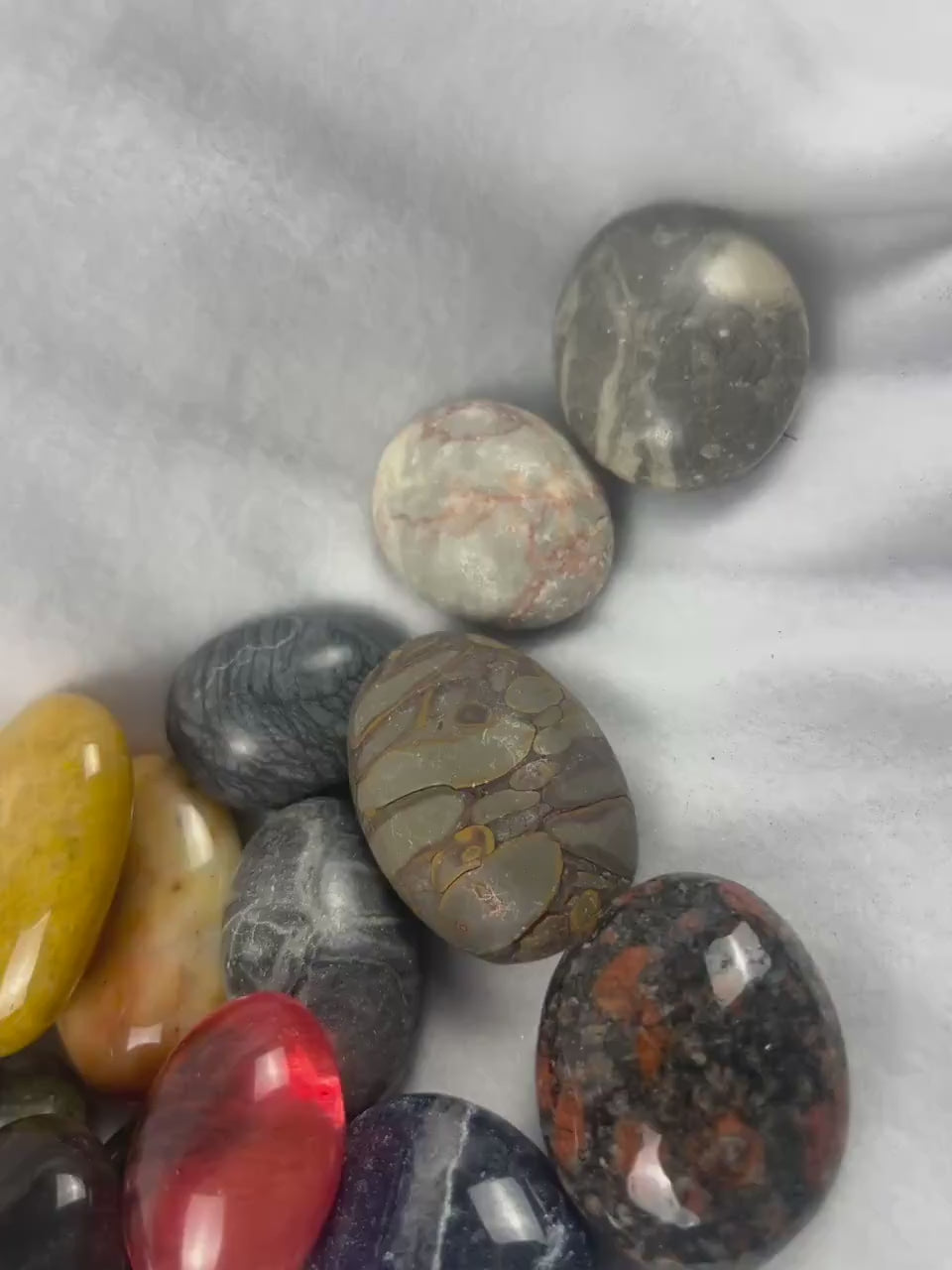 You Pick You Choose Palm Stone Polished Crystals Untreated Anxiety Home Decor Wholesale minerals School Christmas Xmas Home Decor Confetti