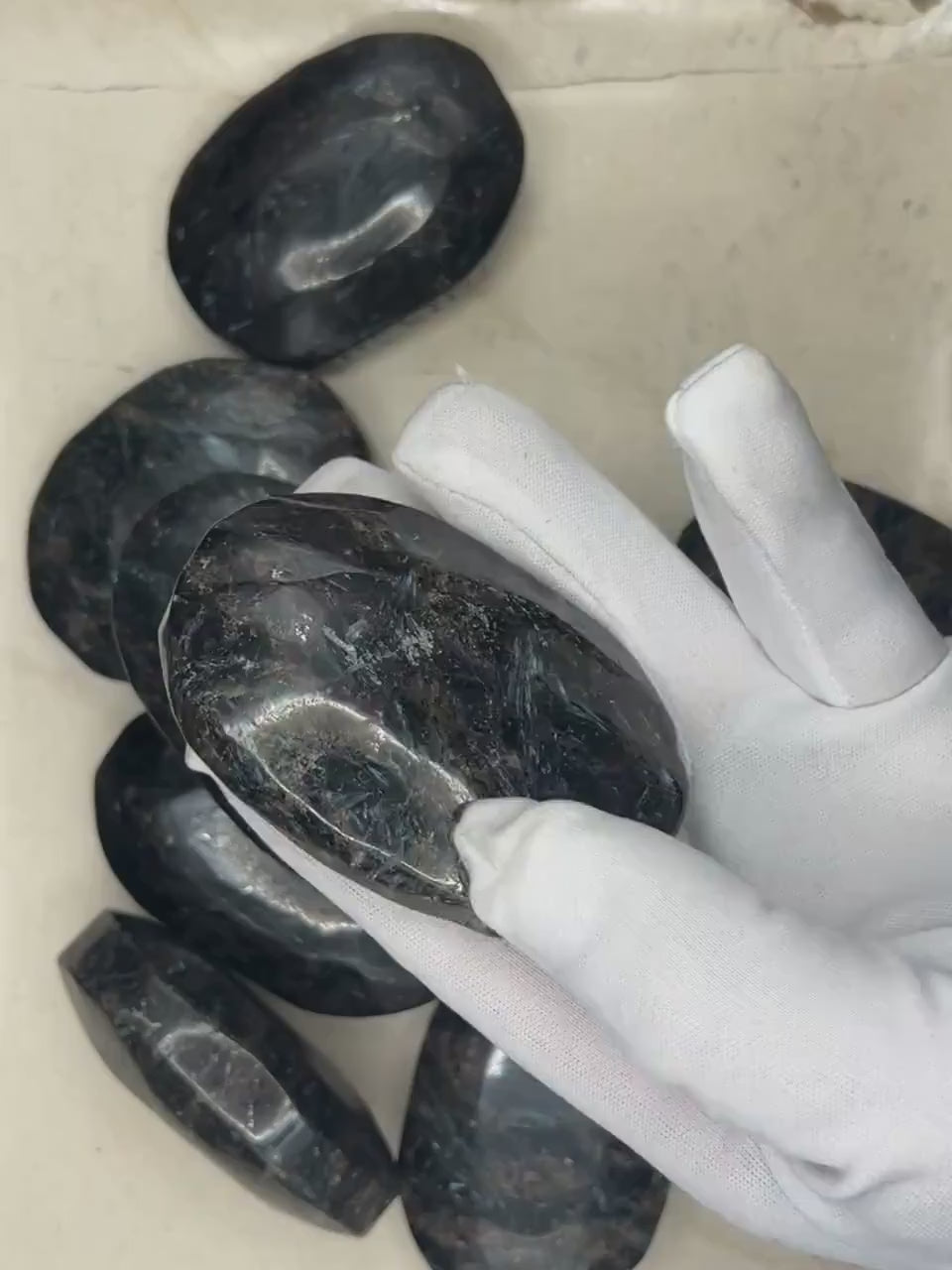New Zealand Soda-Hornblende Palm Stone: Carved Crystal Worry Stone