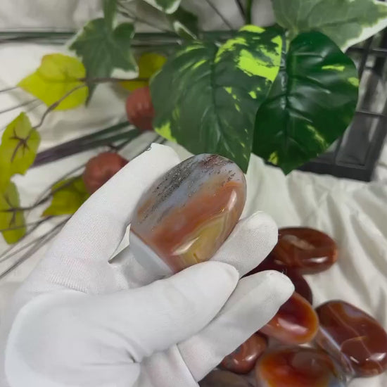 Polished Carnelian Quartz Palm Stone: Brazilian Crystal for Meditation