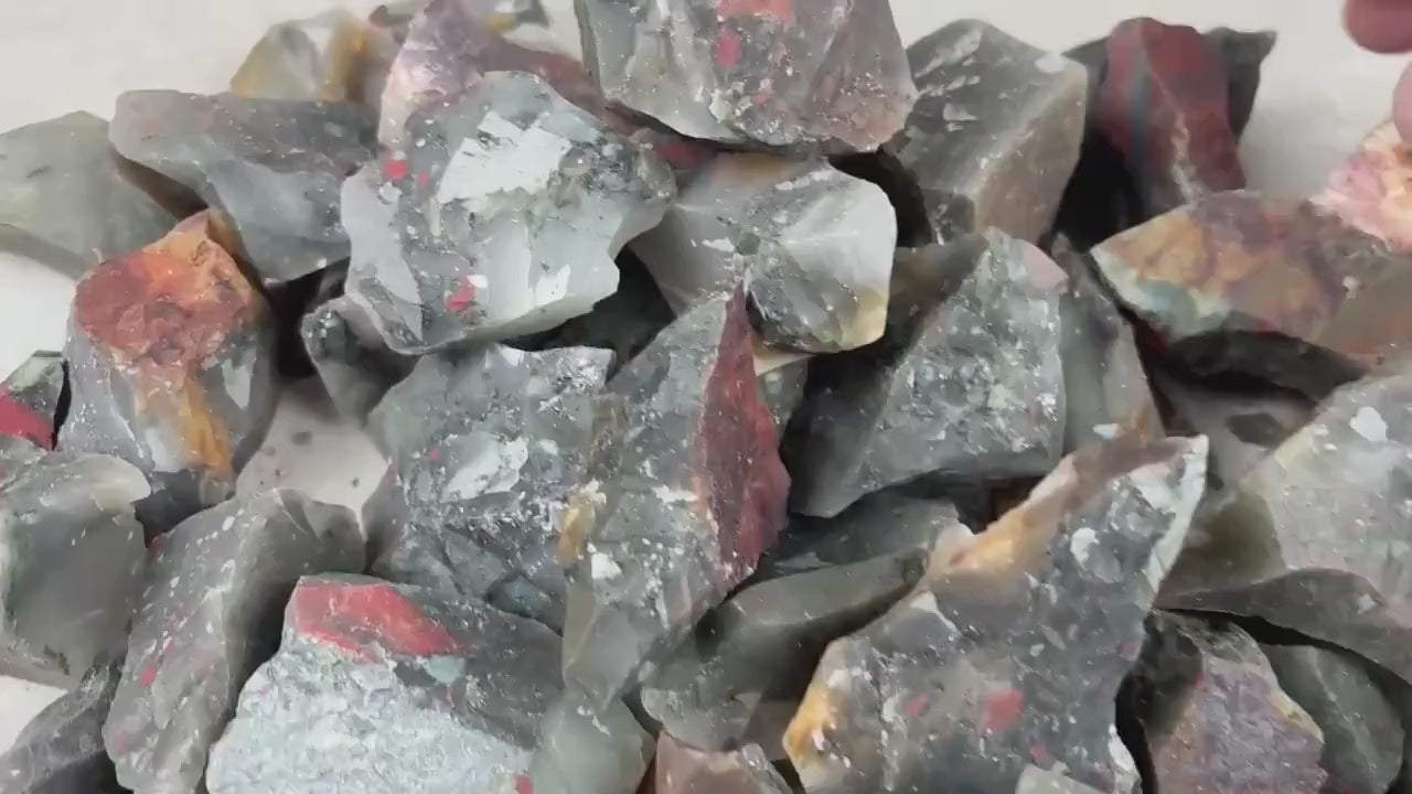 Rajasthan Raw Indian Blood Stone Rough Crystal Carved Stone for Anxiety Relief Arts and Crafts Meditation Birthday Gift