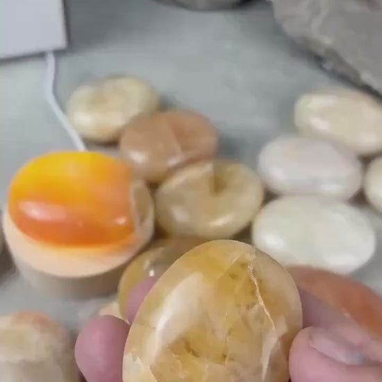 Rajasthan Indian Citrine Crystal Polished Carved Crystal for Meditation Home Decor Calming Pocket Anxiety Decorative Talisman Gift Birthday
