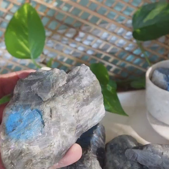 Raw Labradorite Crystals Natural Crystal Worry Stone Home Decor Anxiety Pocket Distraction Meditation Gift Birthday Christmas
